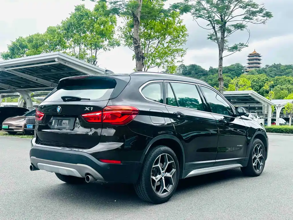 BMW X1 2018 xDrive20Li Premium