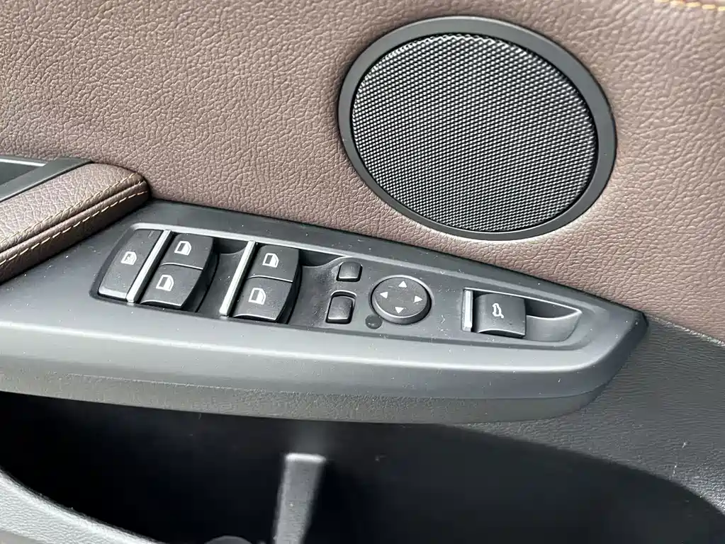 BMW X4 — миниатюра 30