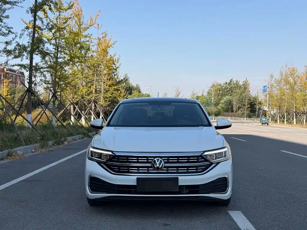 Volkswagen Sagitar — миниатюра 2