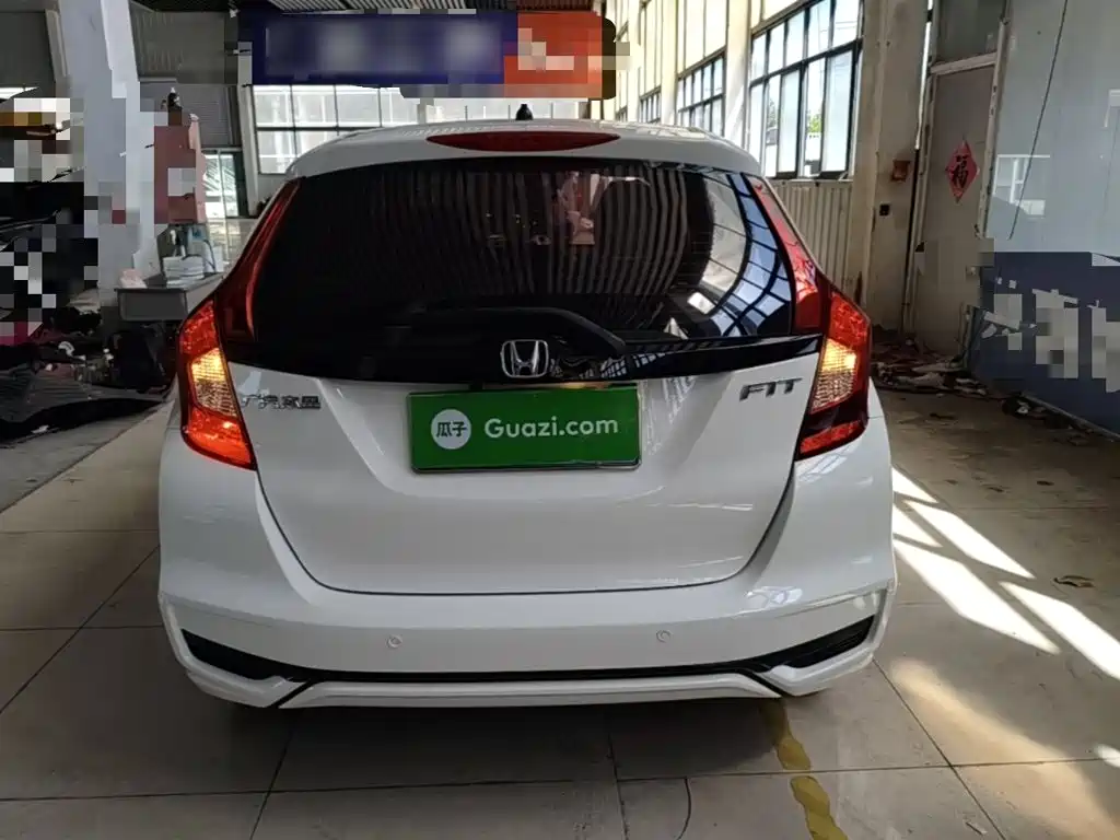 Honda Fit — миниатюра 6