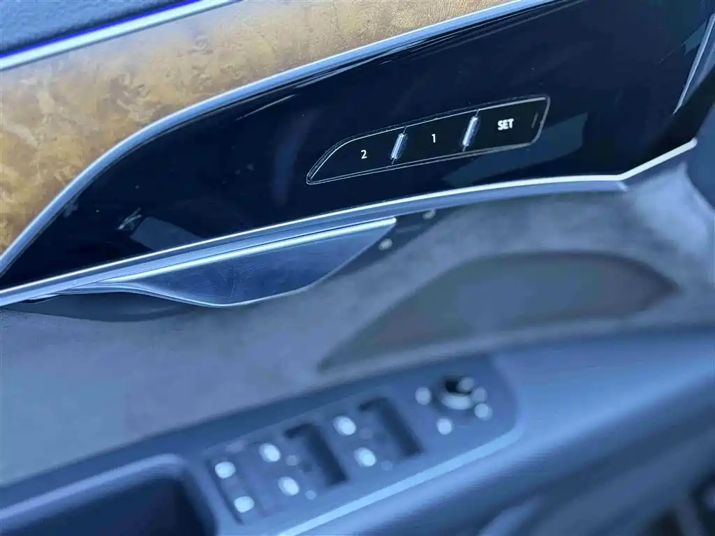Audi A8 2018 A8L 55 TFSI quattro Premium