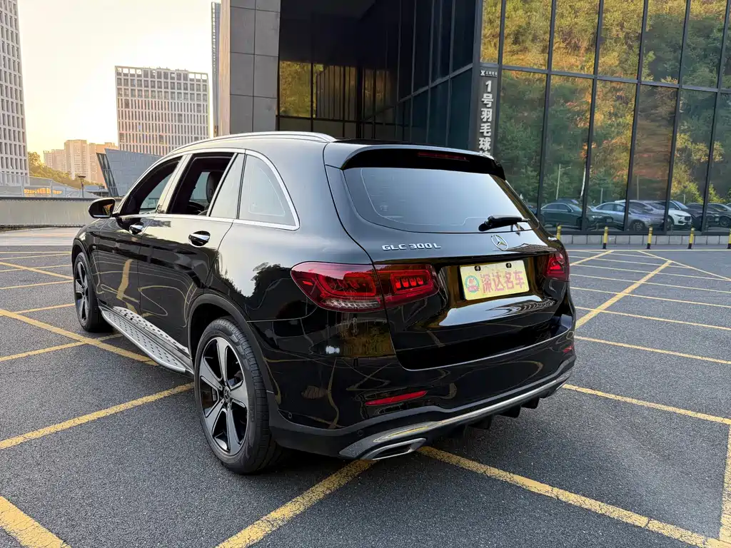 Mercedes-Benz GLC — миниатюра 21