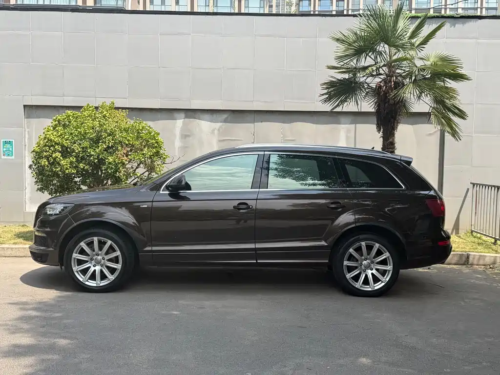 Audi Q7 2013 35 TFSI