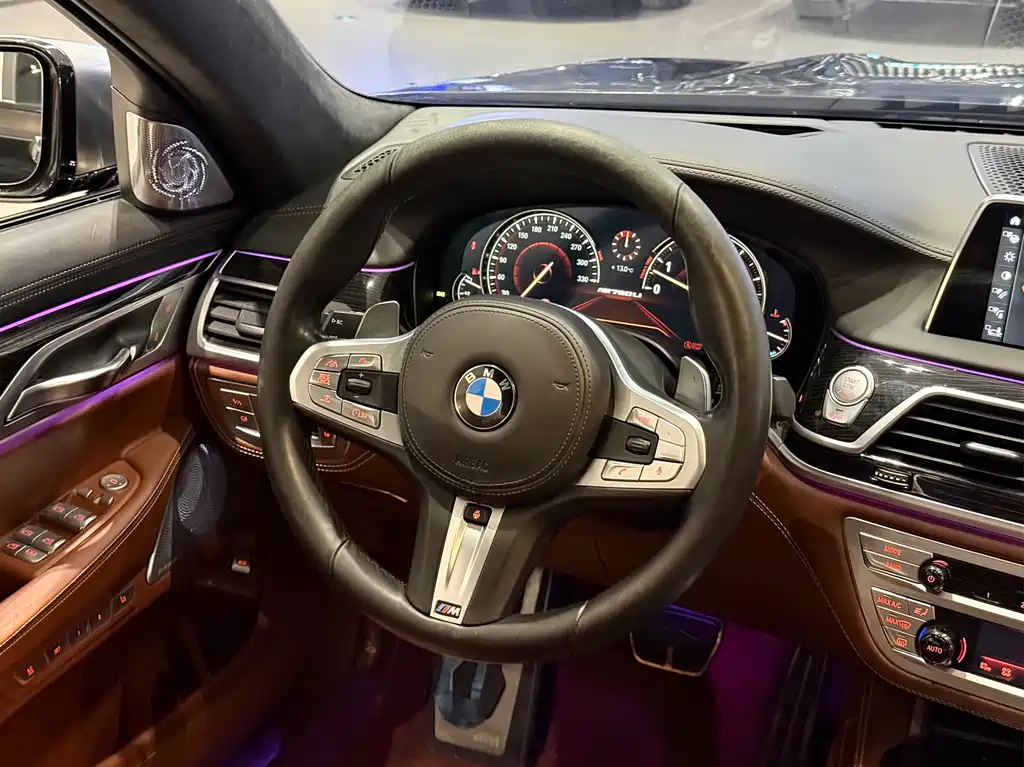 BMW 7 Series 7 2017 M760Li xDrive