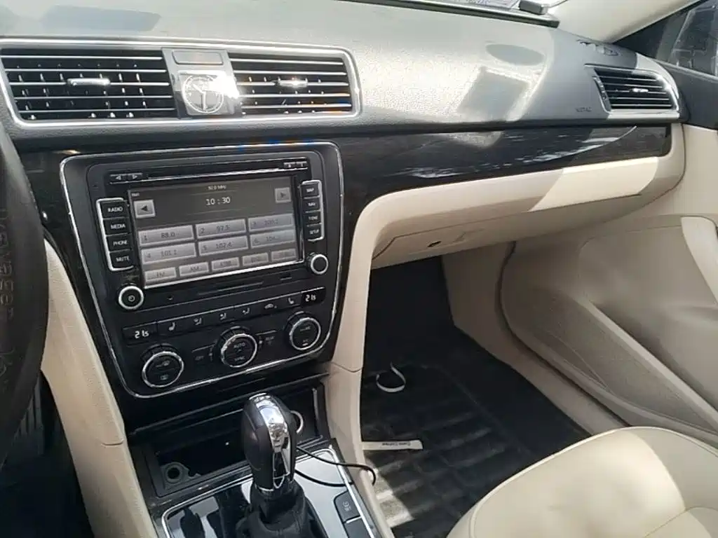 Volkswagen Passat — миниатюра 18