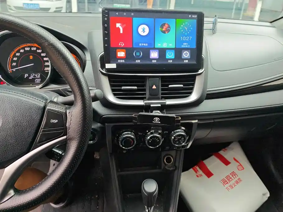 Toyota Yaris L — миниатюра 13