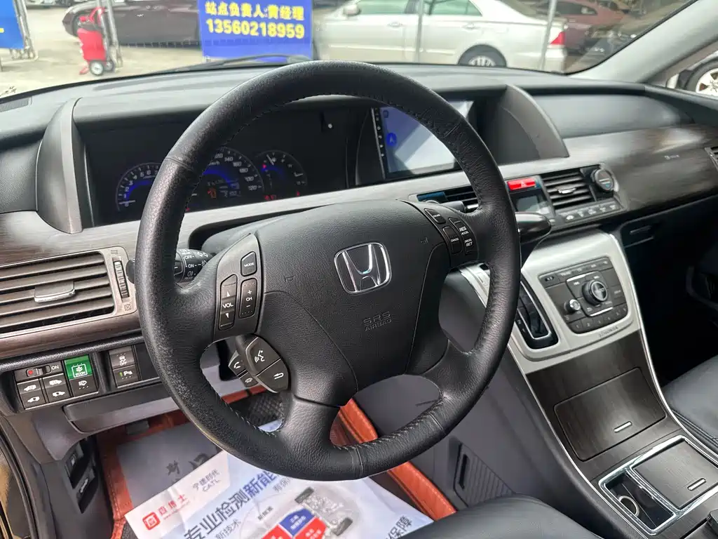 Honda Elysion — миниатюра 7