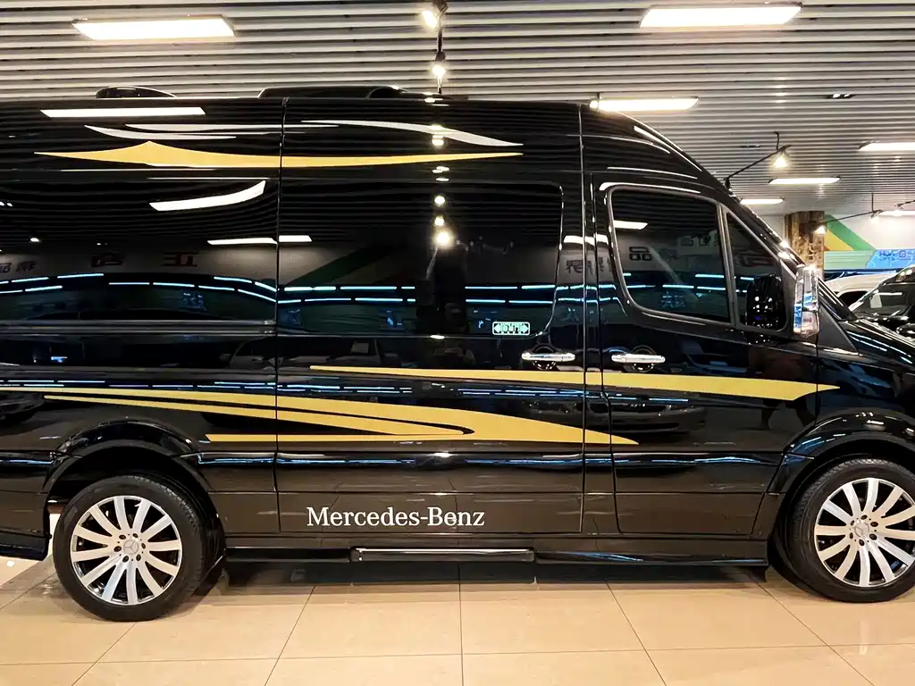 Mercedes-Benz Sprinter 2015 3.5L AT