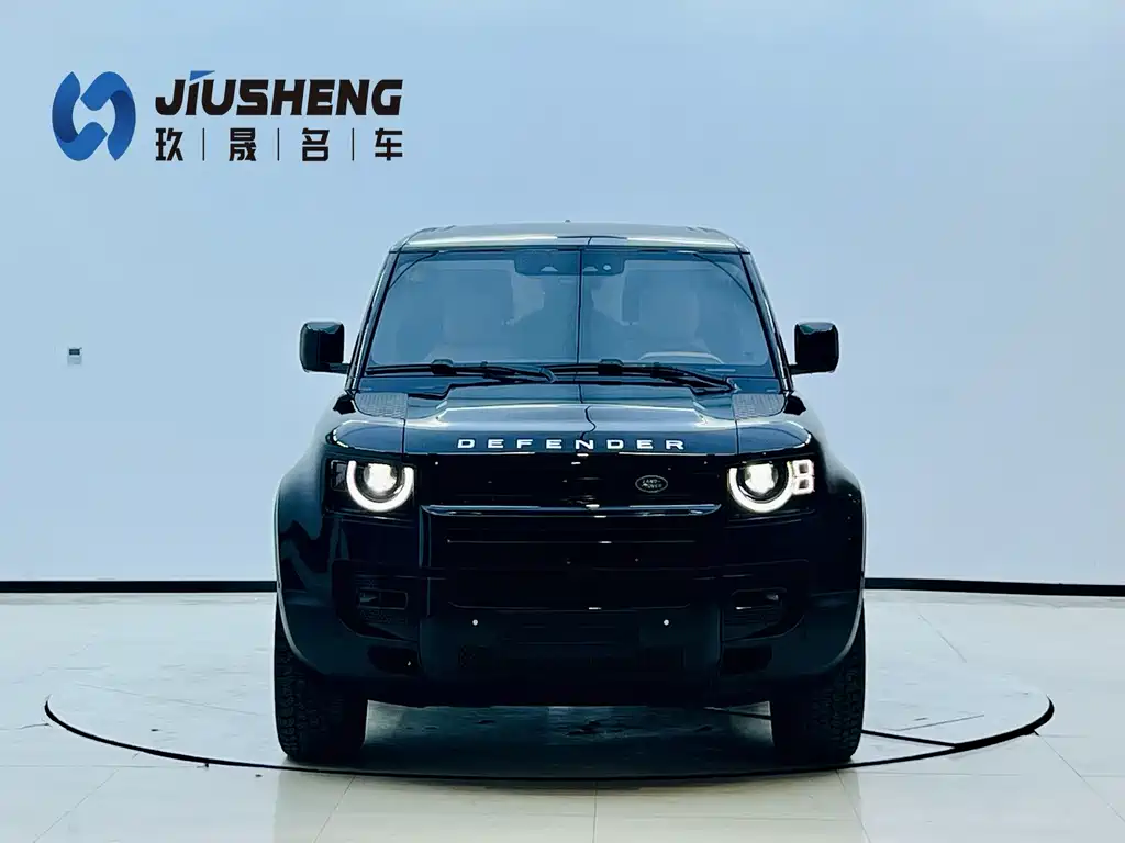 Land Rover Defender — миниатюра 2