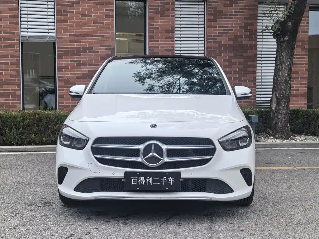 Mercedes-Benz B-Class — миниатюра 2
