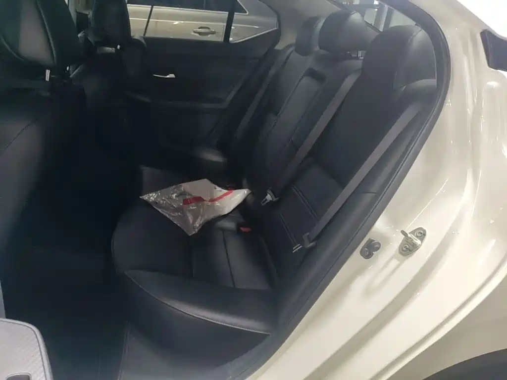 Nissan Sylphy — миниатюра 17