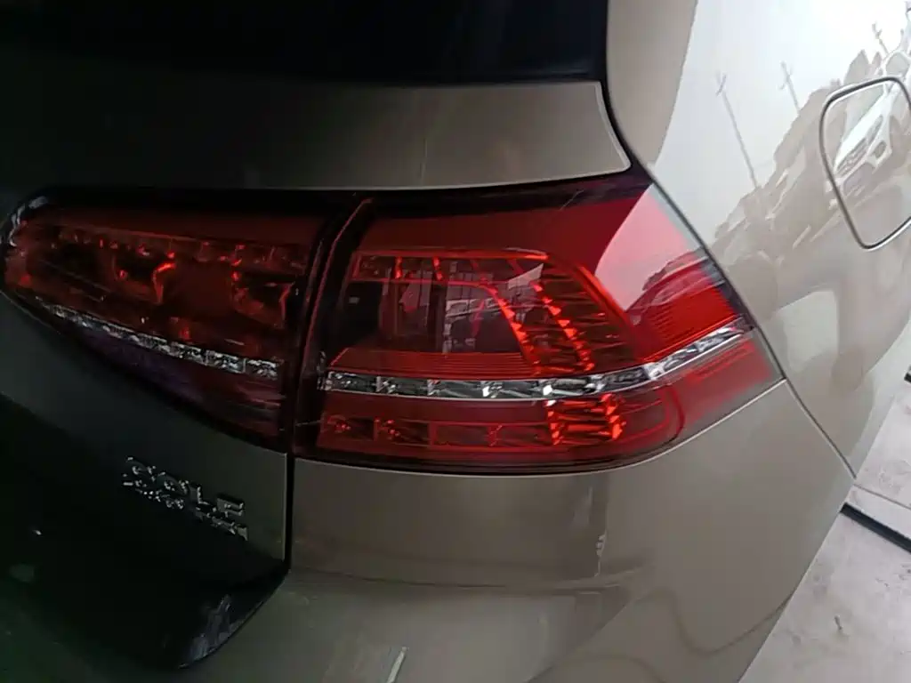 Volkswagen Golf — миниатюра 8