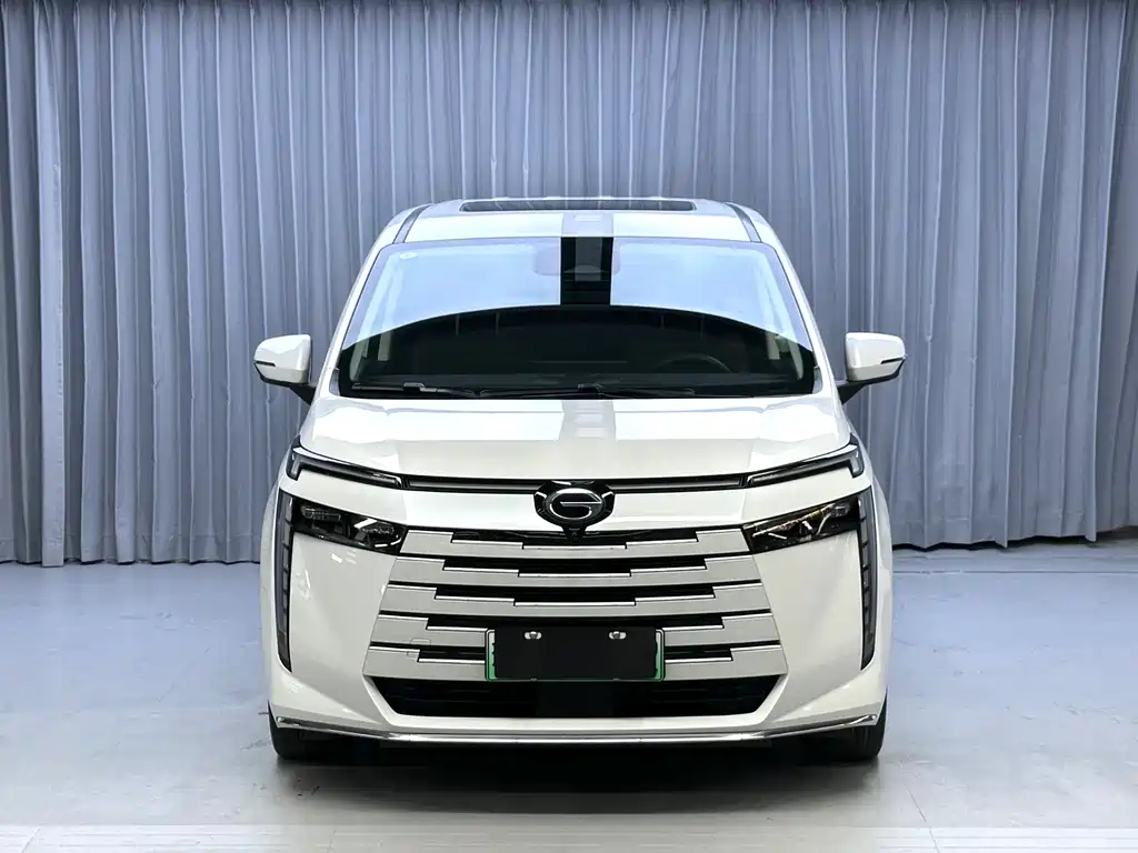 GAC Motor Trumpchi E8 PHEV — миниатюра 2