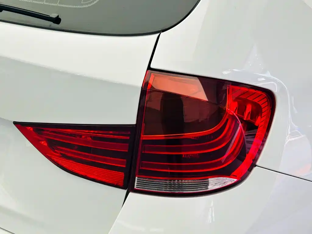 BMW X1 — миниатюра 11