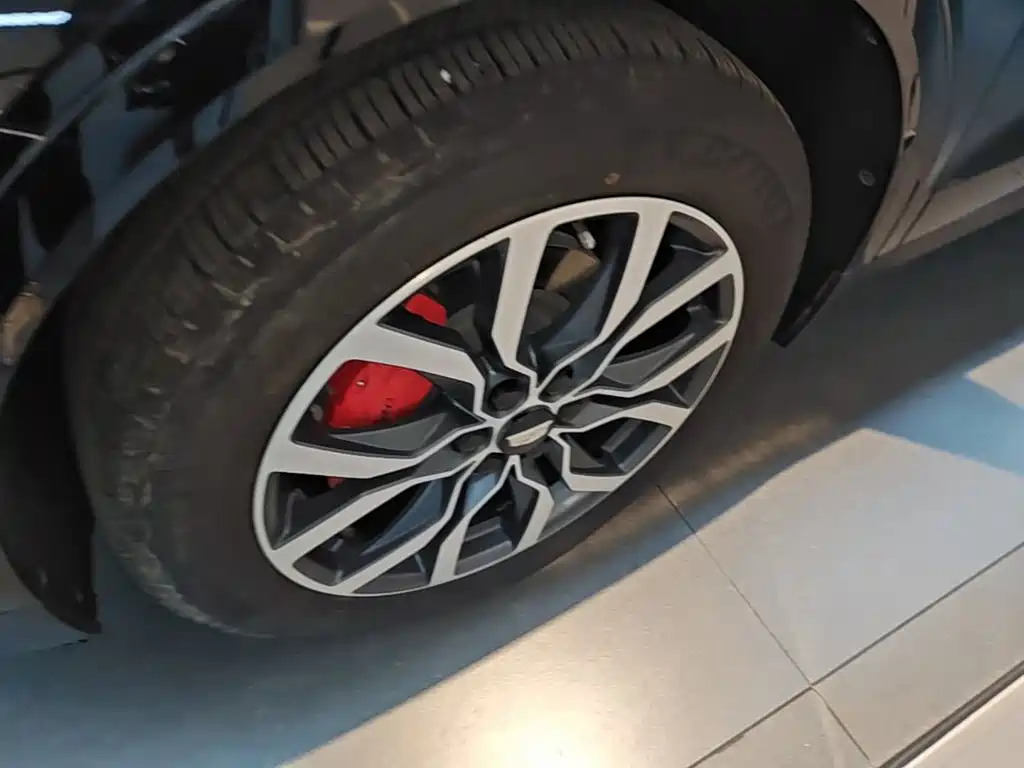 Cadillac XT5 — миниатюра 23