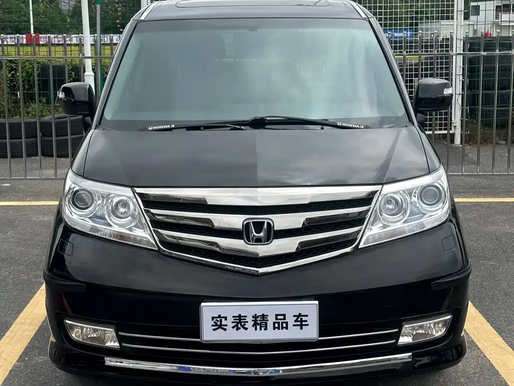 Honda Elysion — миниатюра 2