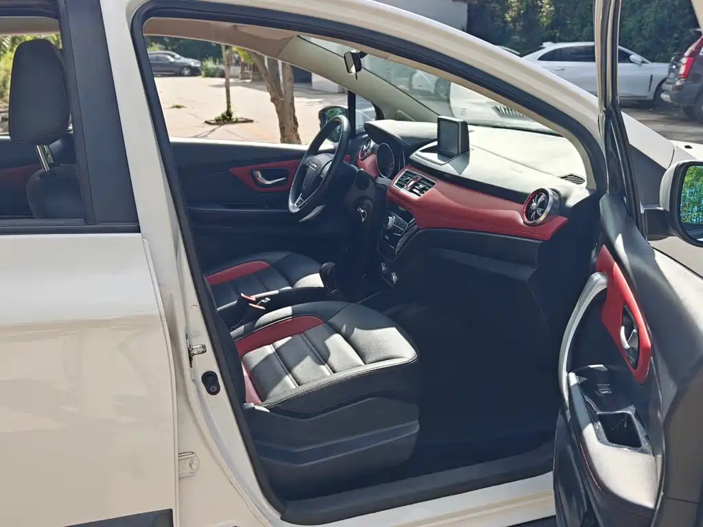 Haval H1 — миниатюра 11