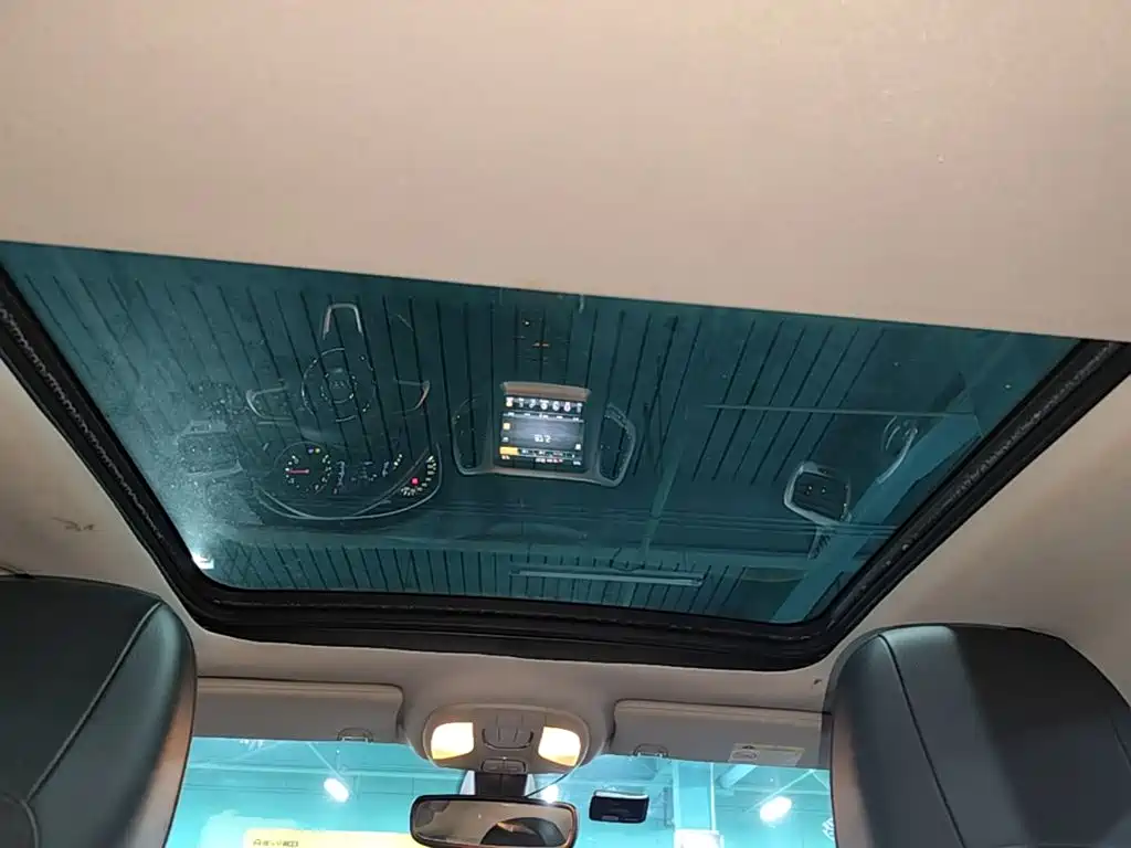 Jeep Compass — миниатюра 18