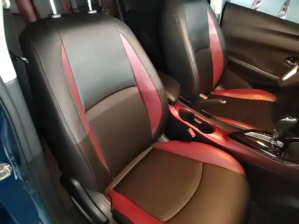 Nissan Bluebird — миниатюра 23