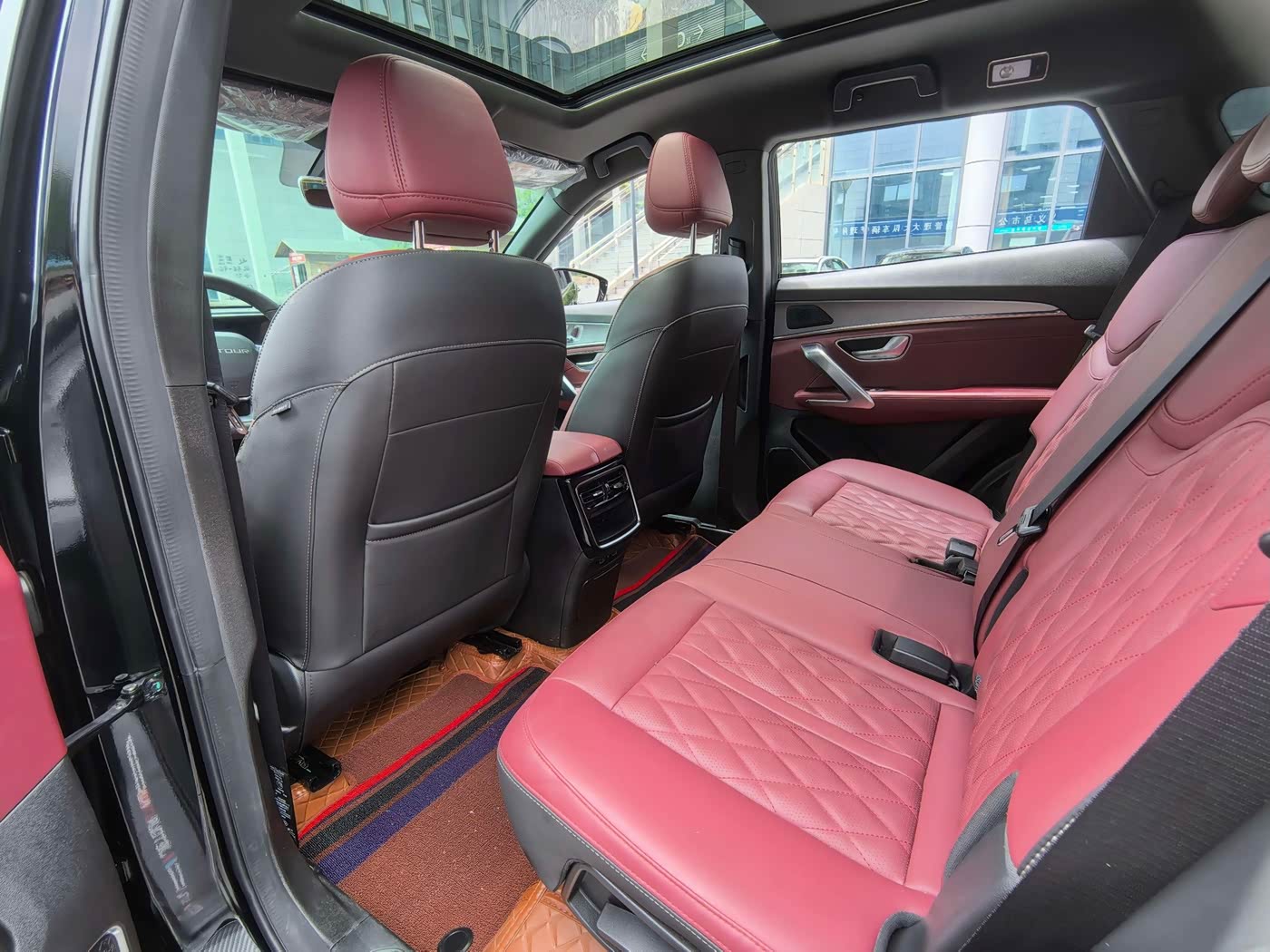 Volkswagen Golf 1.5 л 2025 г. Чёрный, пробег 21000 км