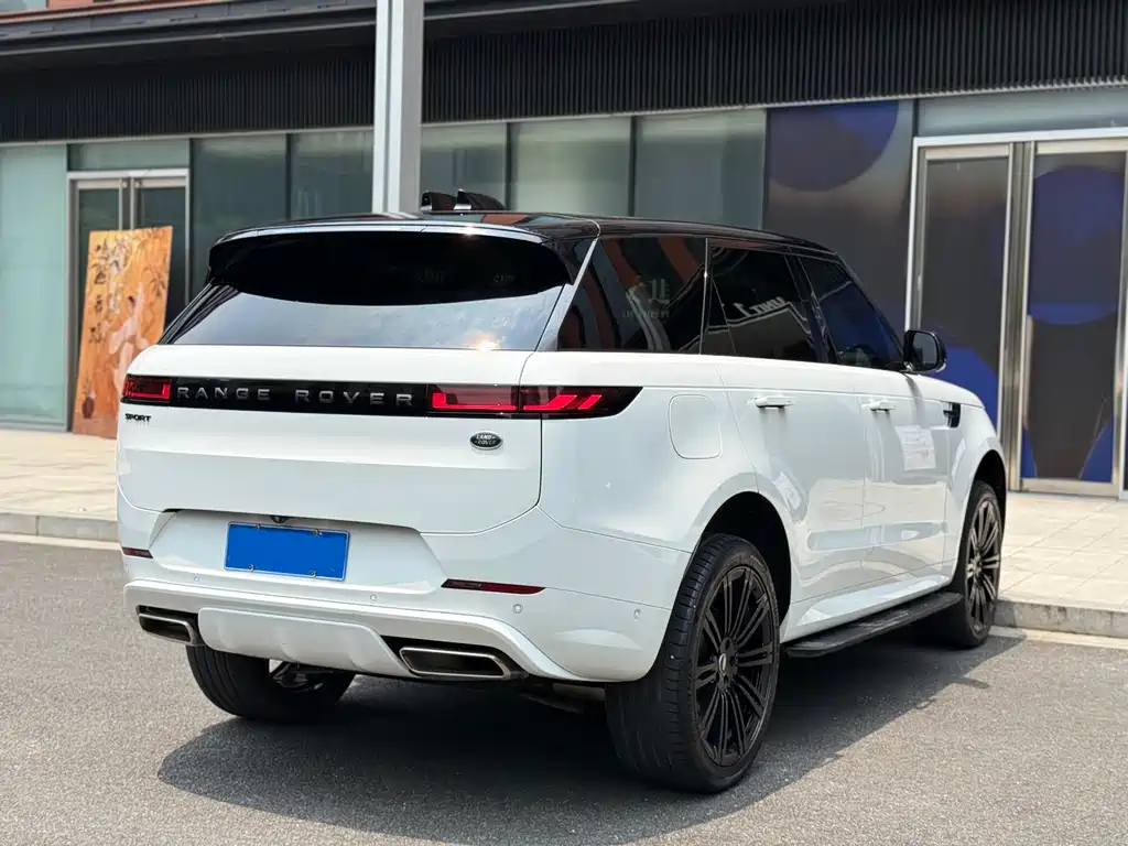 Land Rover Range Rover Sport 2023 400PS Dynamic SE