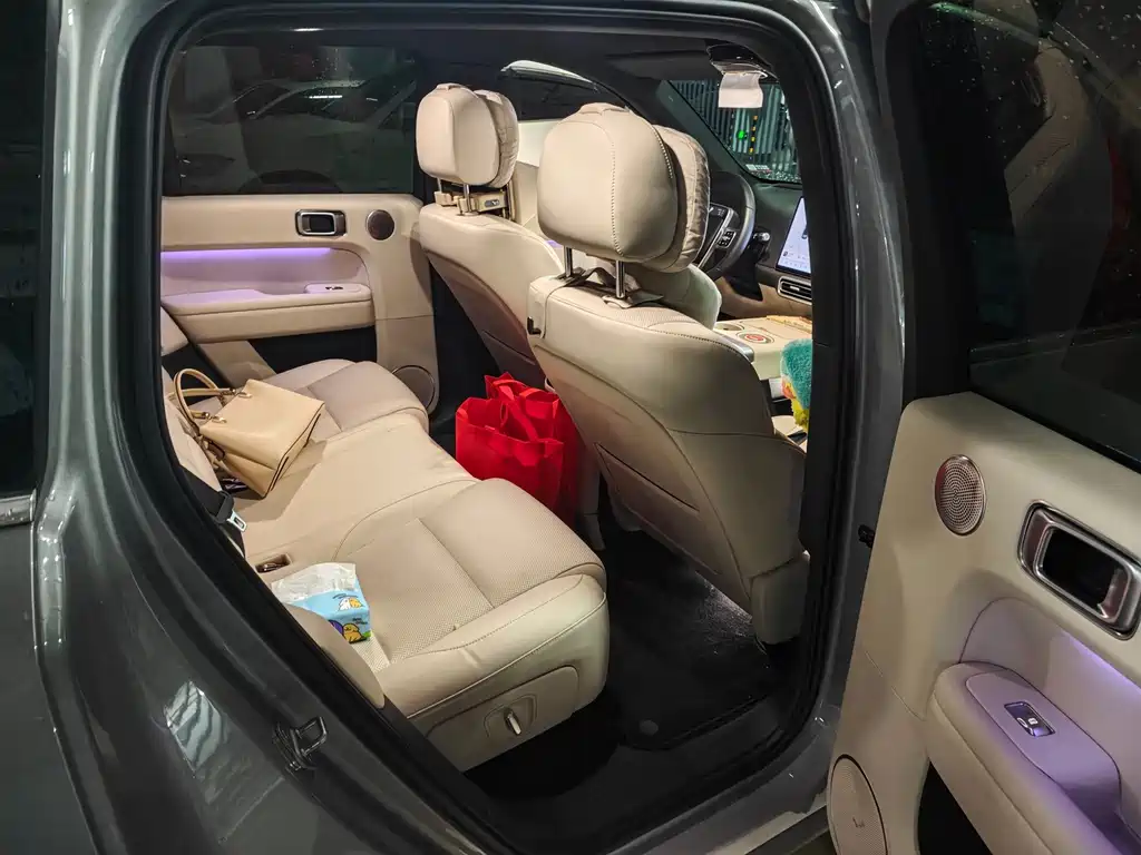 Li Auto Li L6 — миниатюра 2