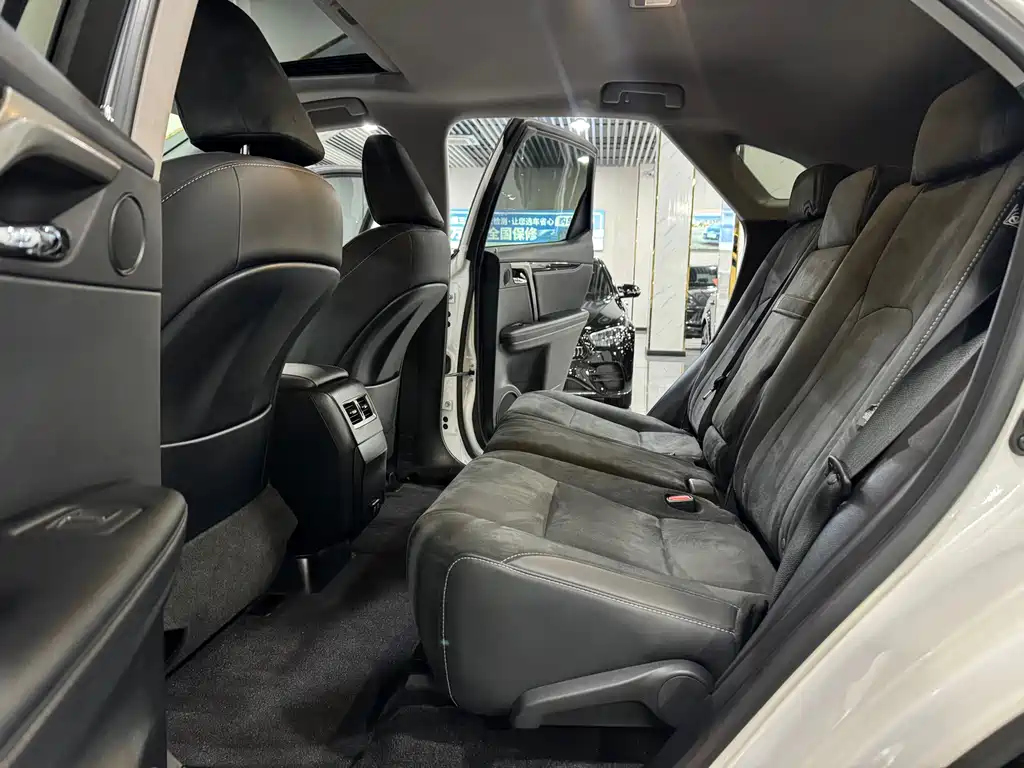 Lexus RX — миниатюра 5