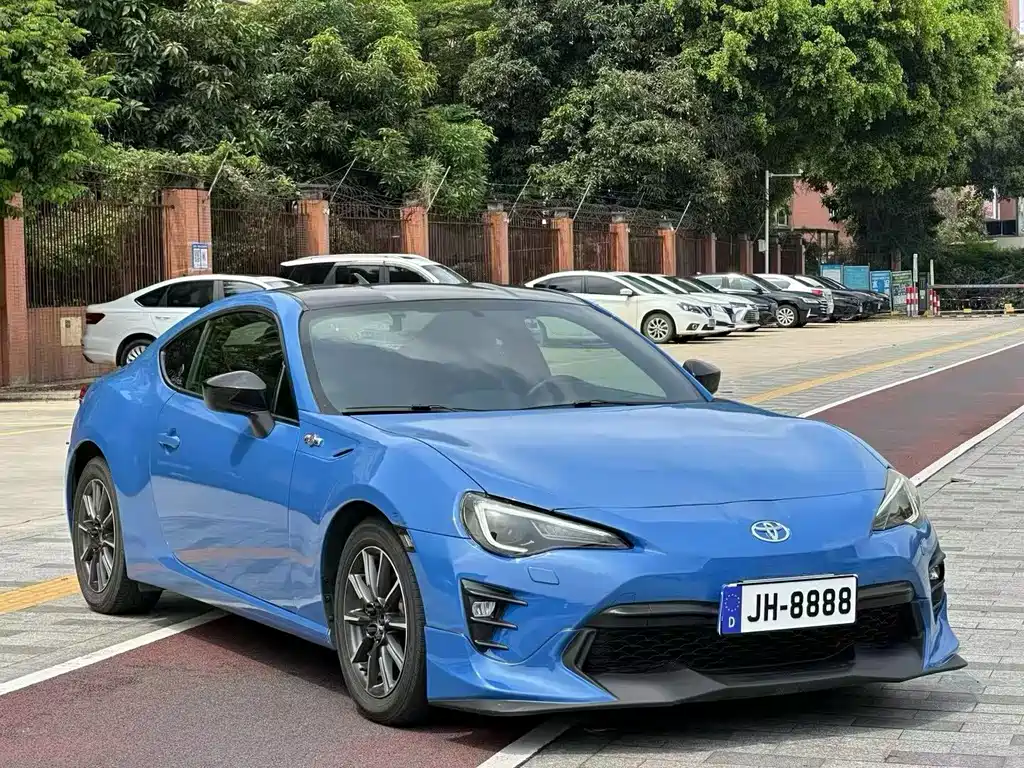 Toyota 86 2014 2.0L MT Luxury