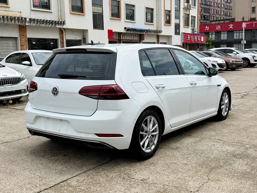 Volkswagen Golf — миниатюра 7
