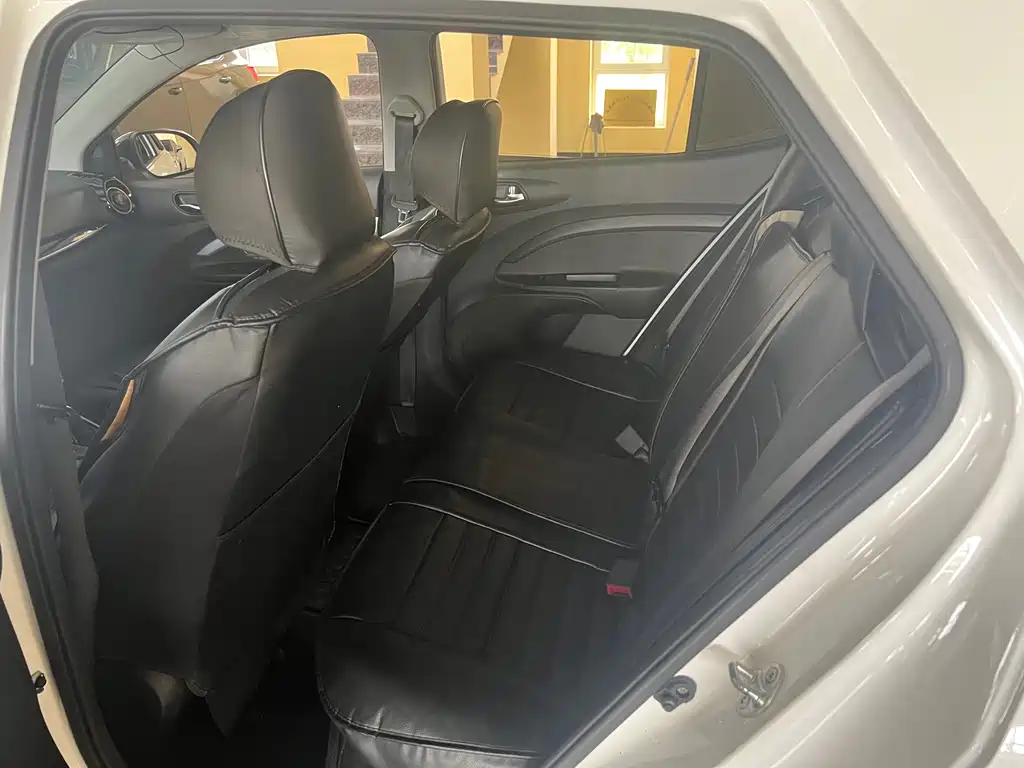 Kia KX1 2021 1.4L CVT