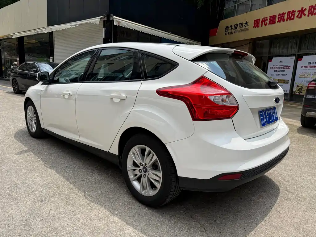Ford Focus — миниатюра 3