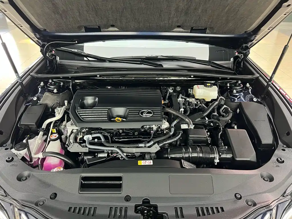 Lexus ES — миниатюра 25