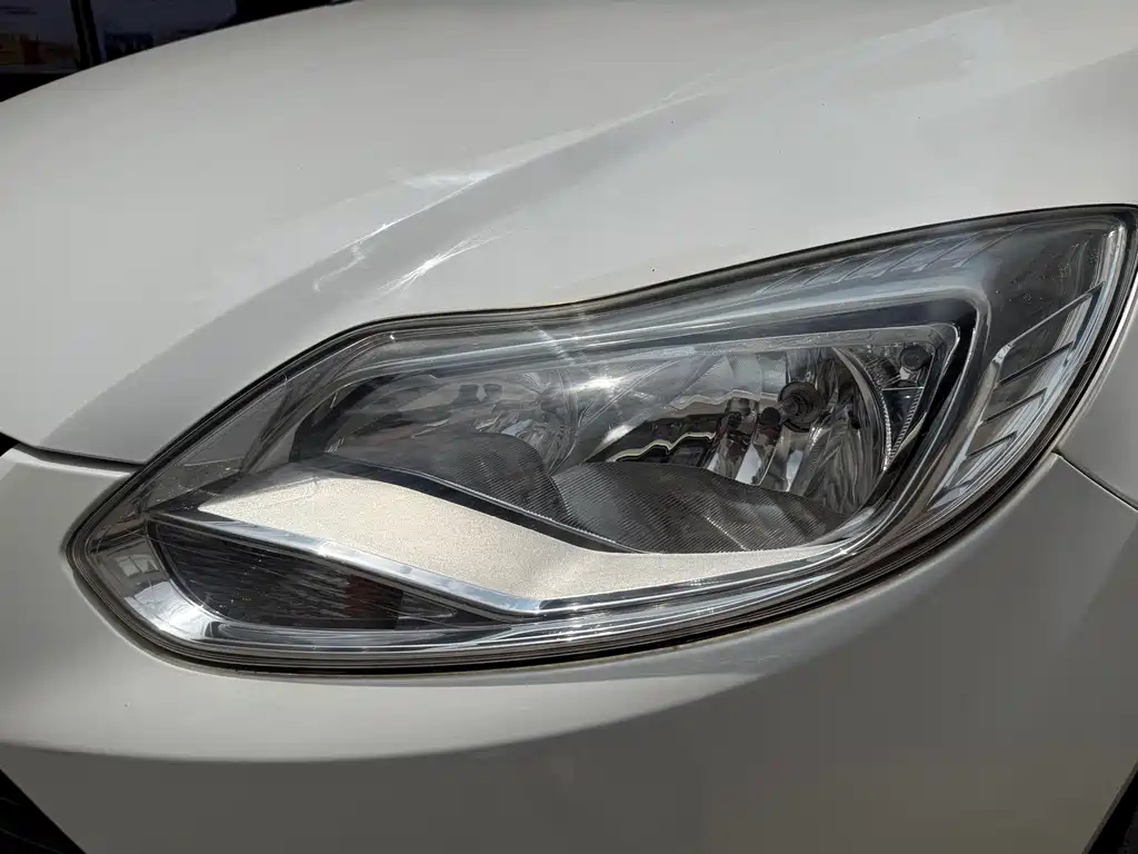 Ford Focus — миниатюра 28