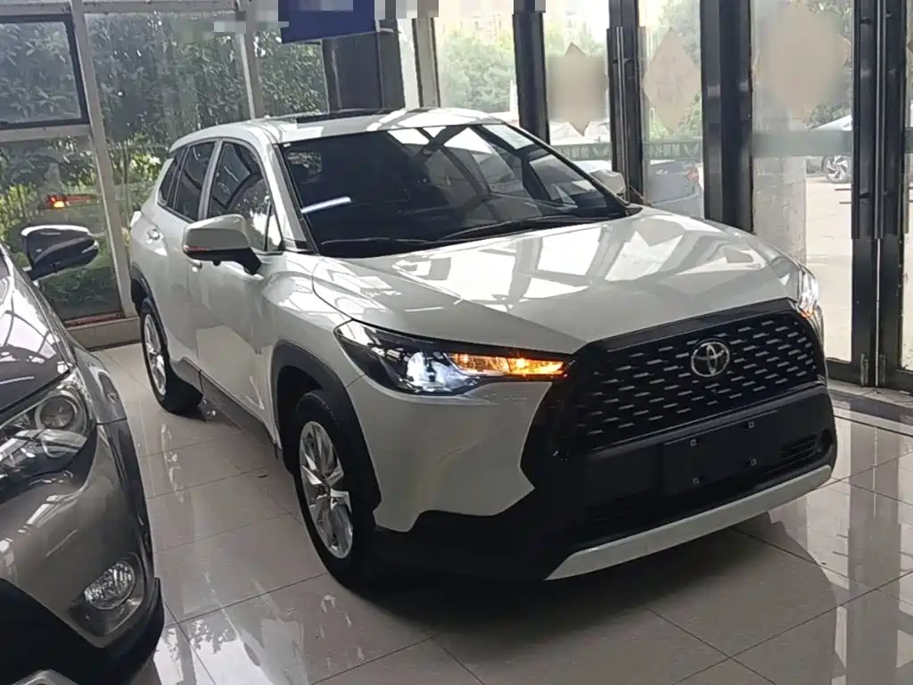 Toyota Corolla Cross — миниатюра 4