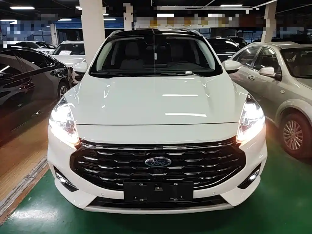 Ford Escape — миниатюра 3