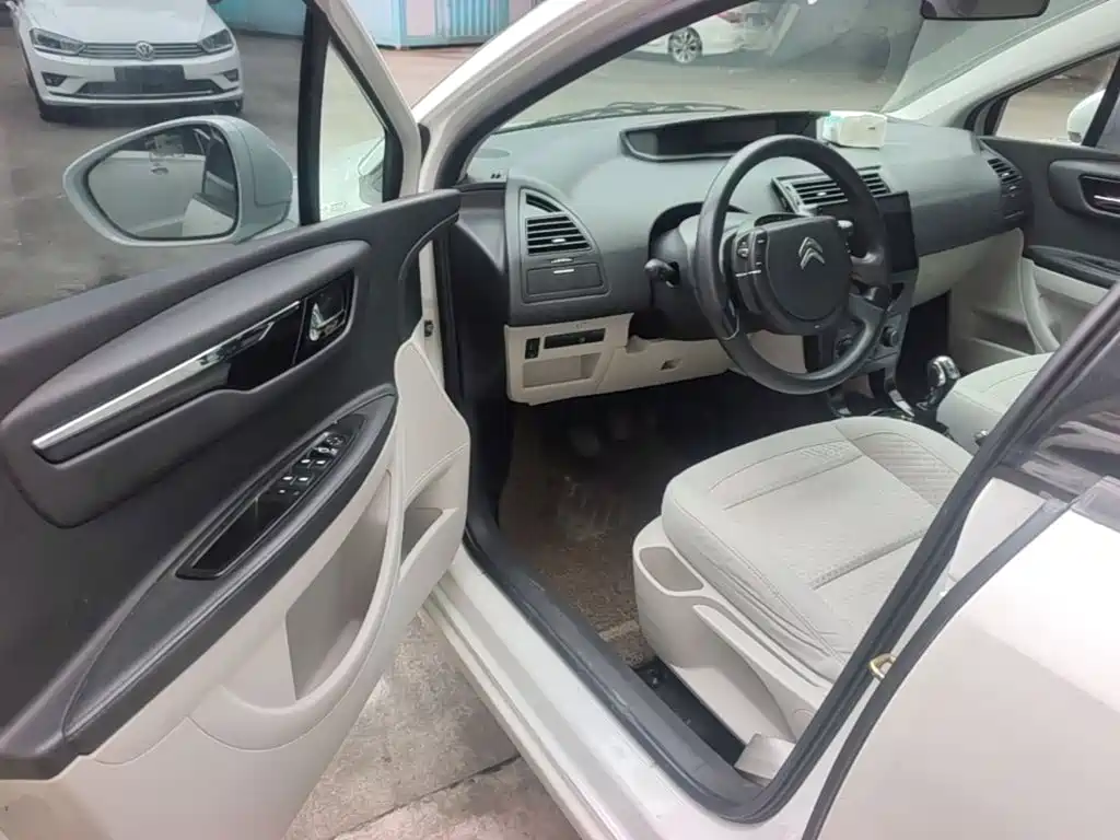Citroen C-Quatre — миниатюра 16