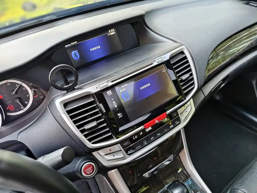 Honda Accord — миниатюра 20