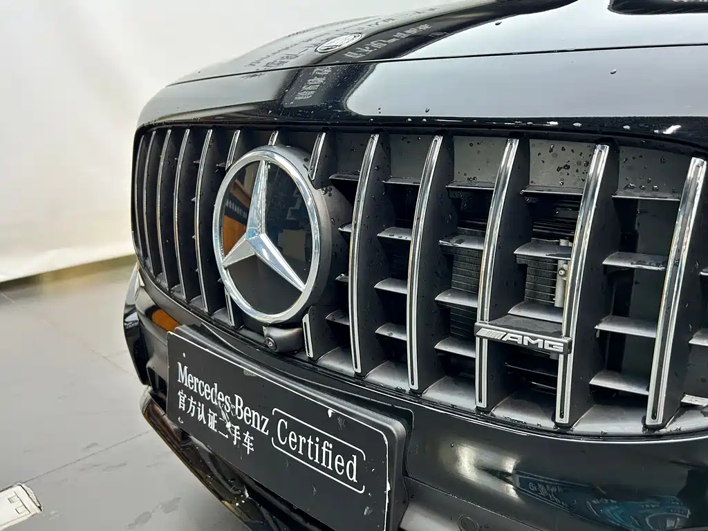 MERCEDES-BENZ GLB AMG