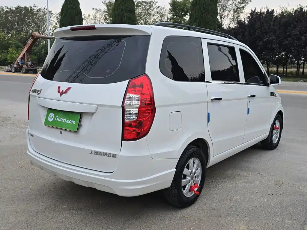 Wuling Hongguang — миниатюра 20