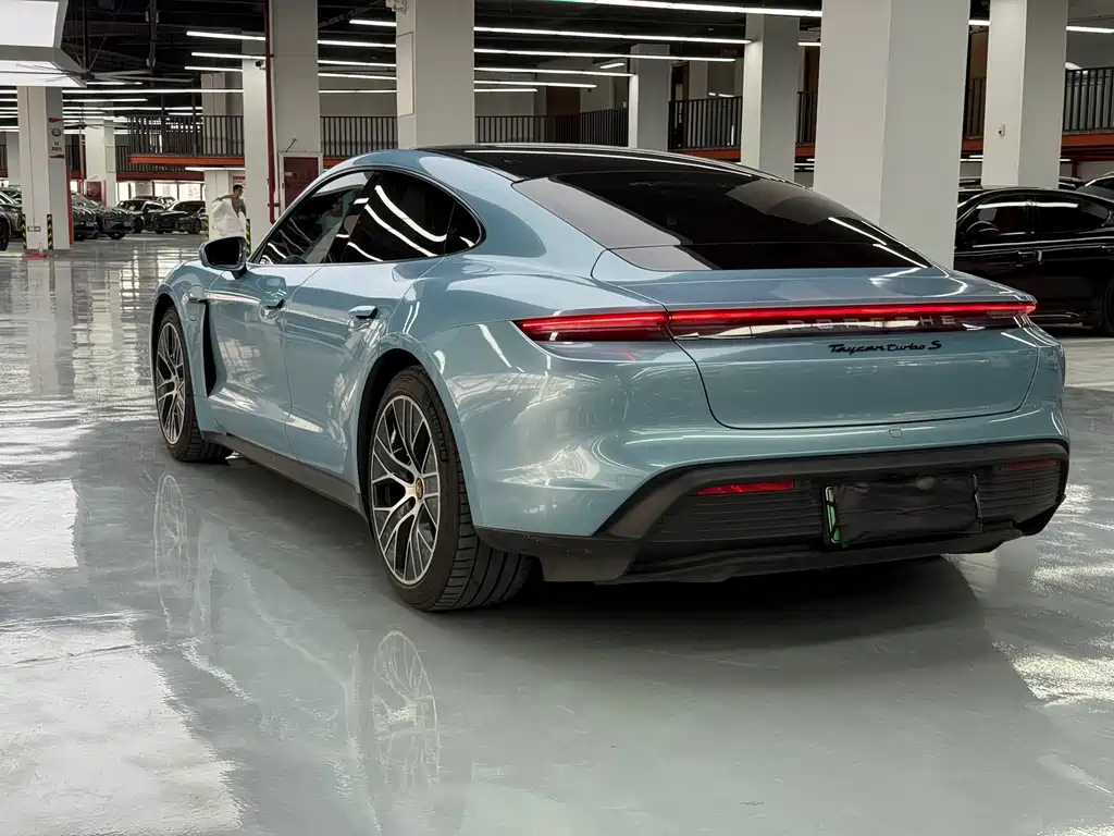 Porsche Taycan — миниатюра 24