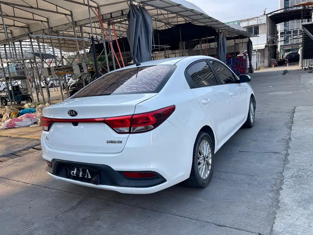 Kia K2 — миниатюра 4
