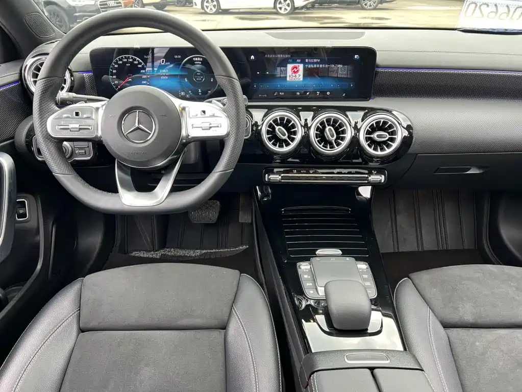 Mercedes-Benz A-Class A 2021 A 200 L Sport Fashion