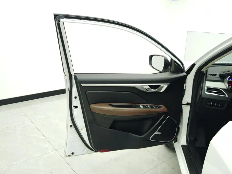 Geely Vision — миниатюра 7