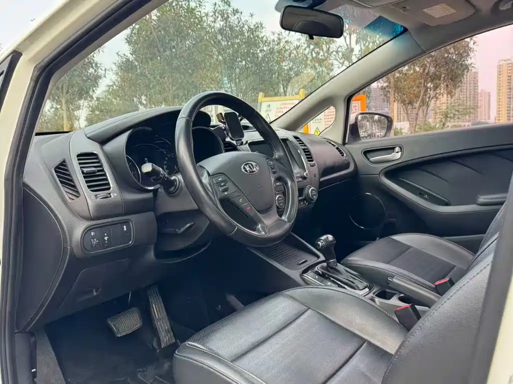 Kia K3 — миниатюра 4