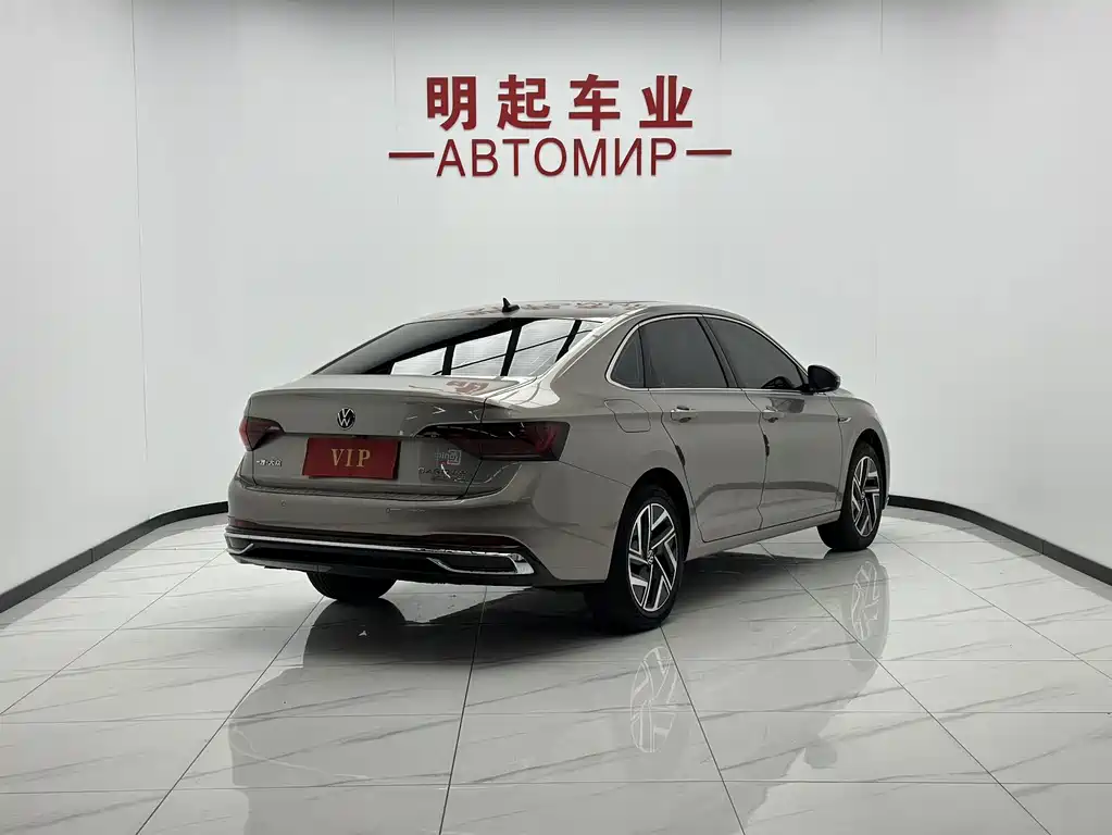 Volkswagen Sagitar — миниатюра 8