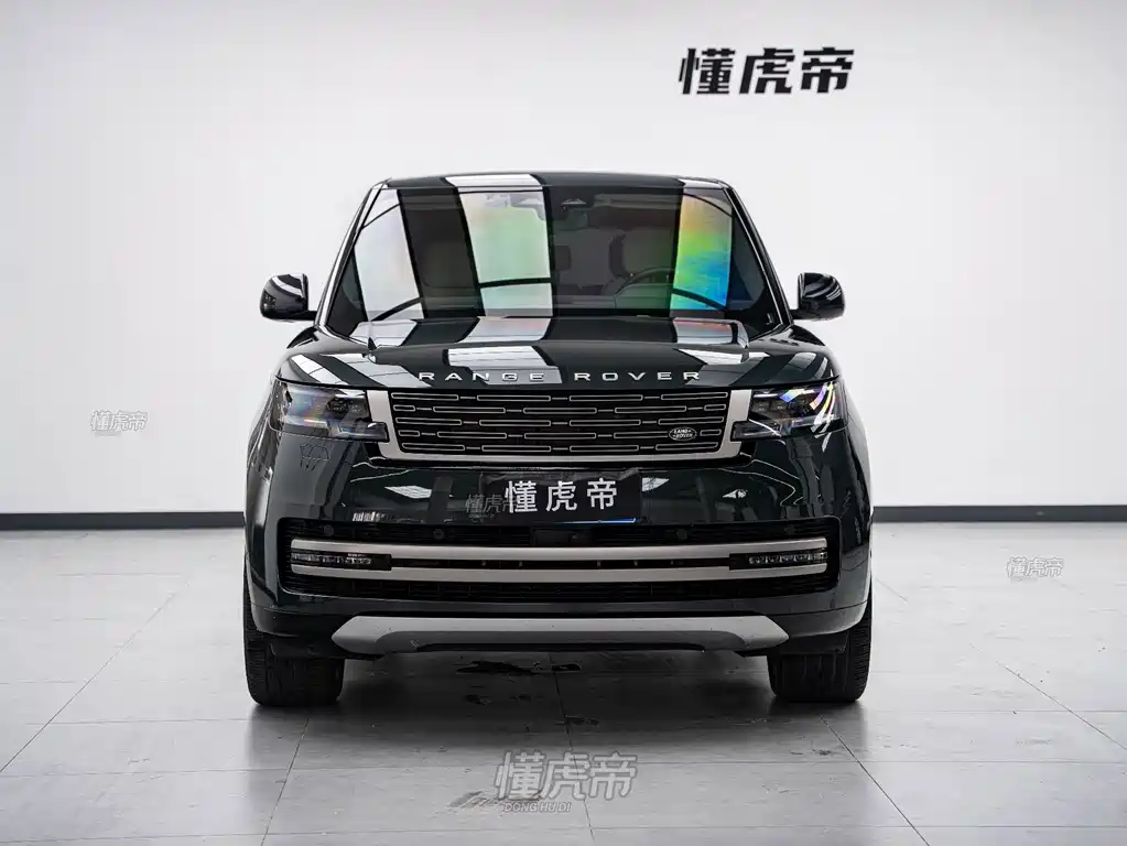 Land Rover Range Rover 2023 3.0 L6 400PS мест Long Wheelbase