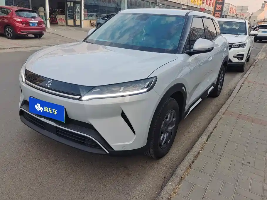 BYD Yuan UP