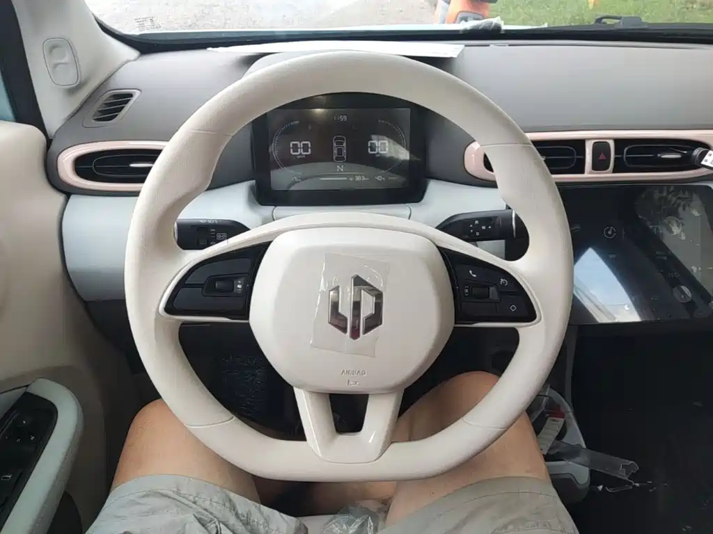 Leapmotor Leapmotor T03 — миниатюра 11