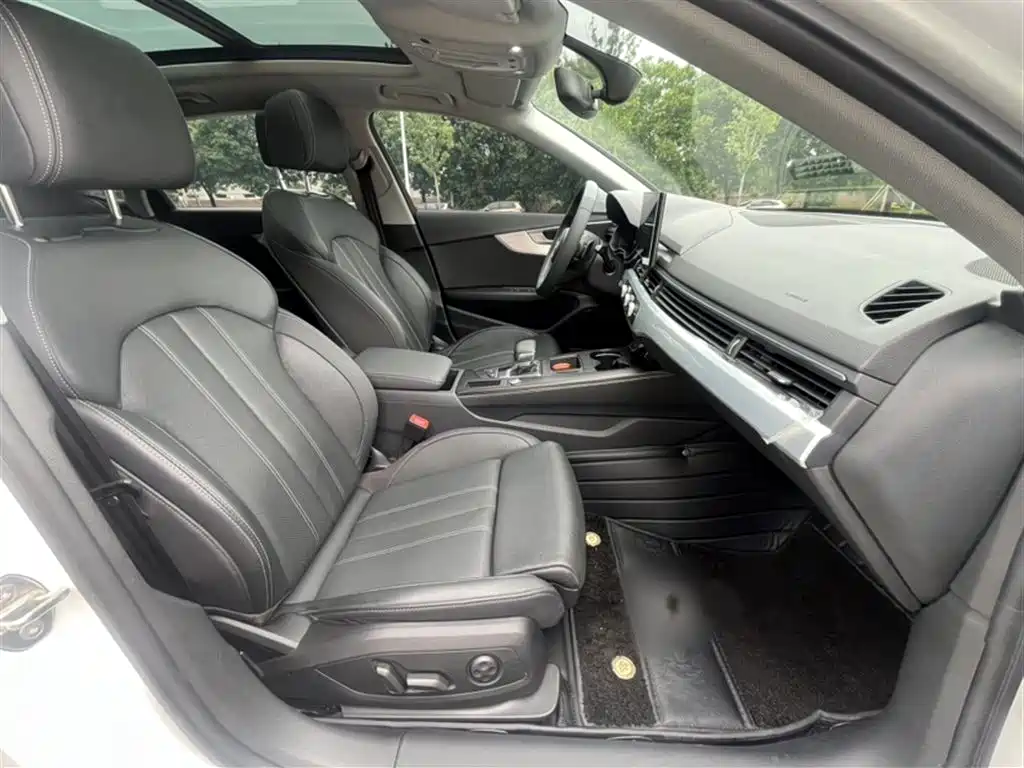 Audi A4L 2022 40 TFSI Fashion