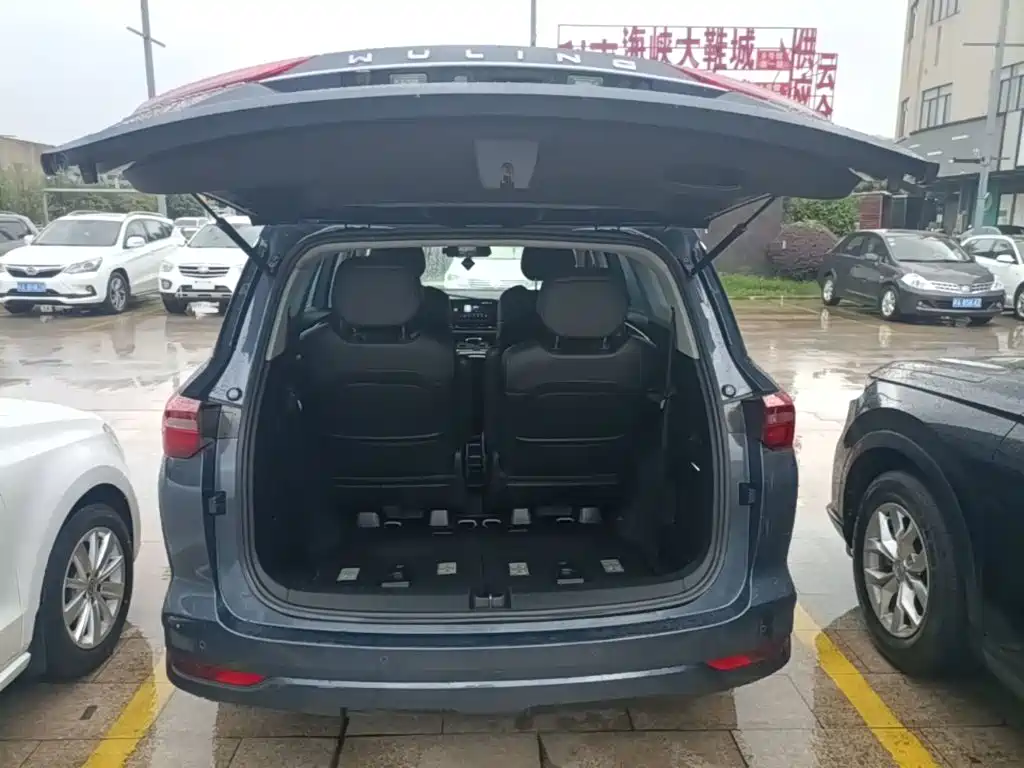 Wuling Victory — миниатюра 19